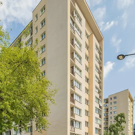 Apartment Colorful Two Bedroom Platynowa Perfect For Remote Work By Renters *