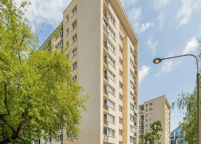 Apartment Colorful Two Bedroom Platynowa Perfect For Remote Work By Renters *